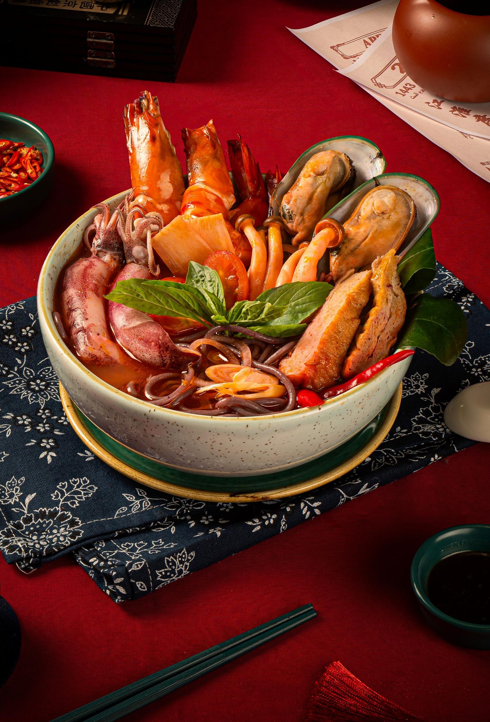 BÚN GẠO LỨT HẢI SẢN KIỂU HOÀNG GIA THÁI