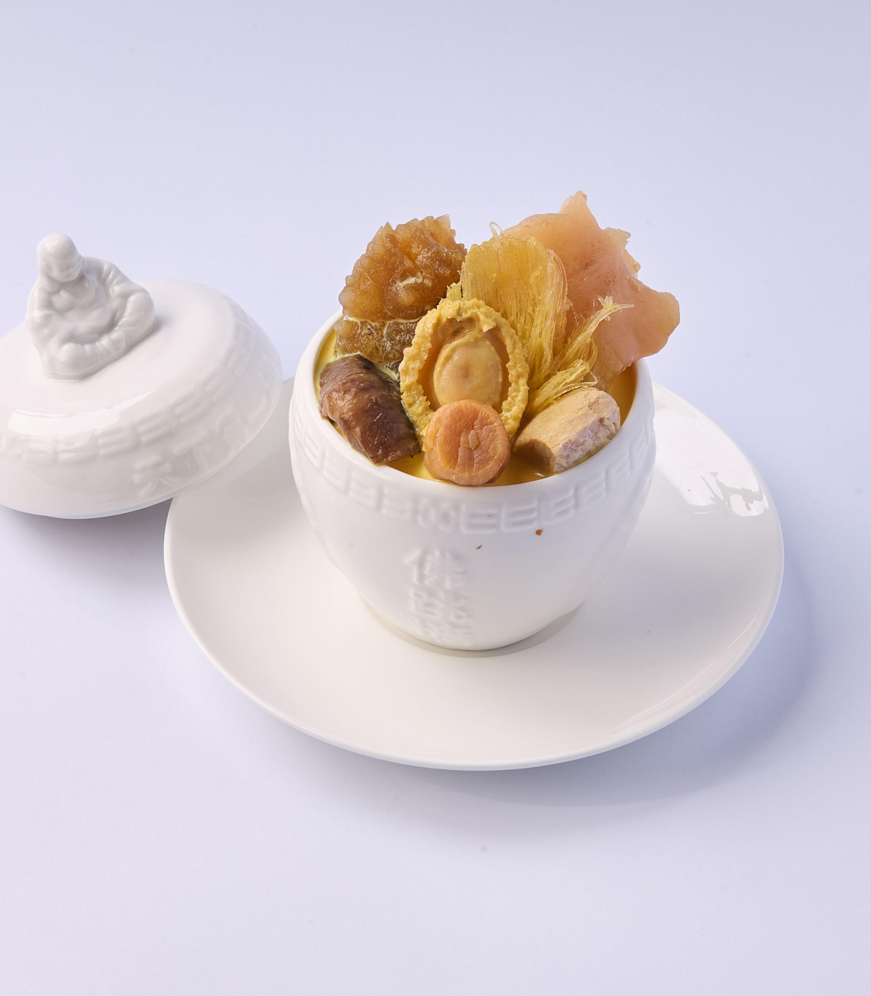 CANH PHẬT NHẢY TƯỜNG